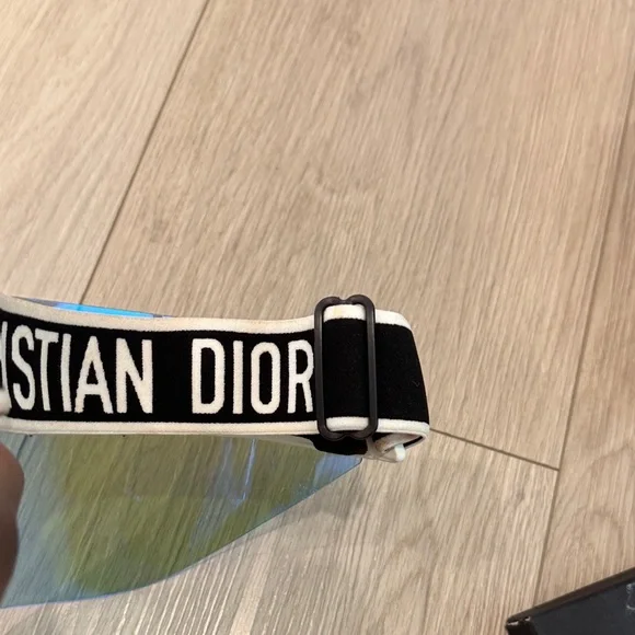 Dior J'Adior Blue and White Visor - Picture 5 of 10